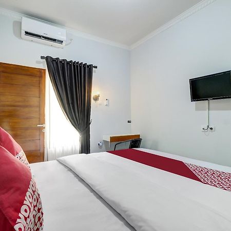 Super Oyo Capital O 90983 Harmony Easy Stay Maguwo Exterior photo
