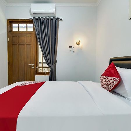 Super Oyo Capital O 90983 Harmony Easy Stay Maguwo Exterior photo