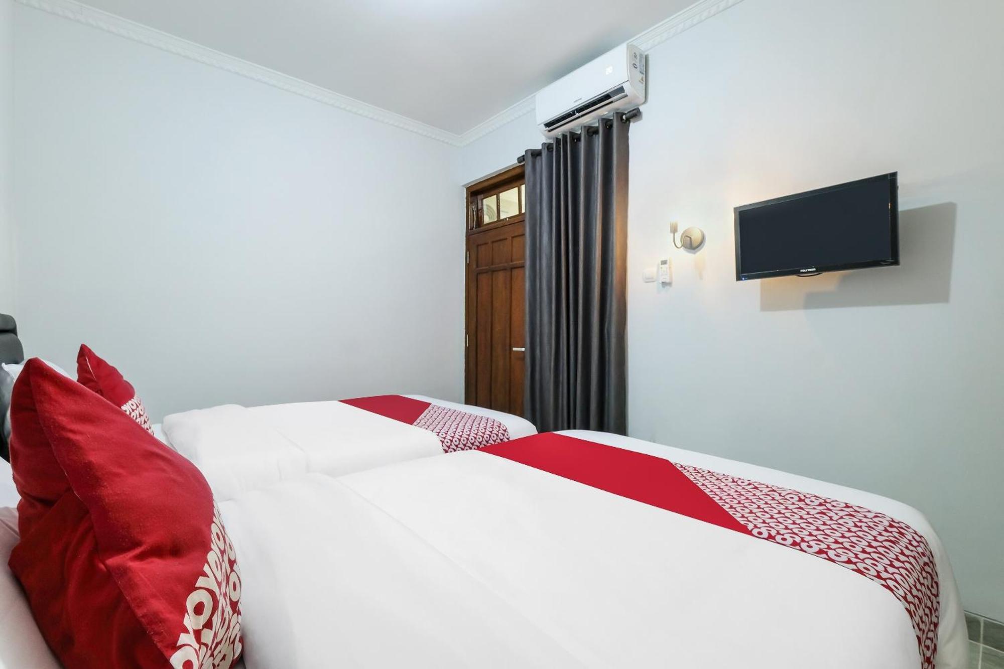 Super Oyo Capital O 90983 Harmony Easy Stay Maguwo Exterior photo